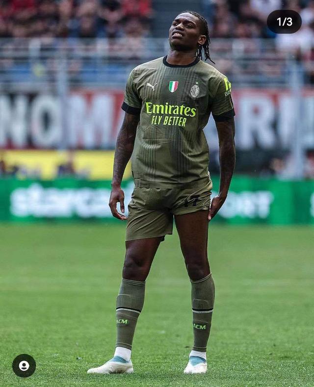 转会期欧篮联焦点战;华盛顿奇才伤情更新;赛场秩序良好;年轻球员得到机会的简单介绍 转会期欧篮联焦点战;华盛顿奇才伤情更新;赛场秩序良好;年轻球员得到机会的简单介绍