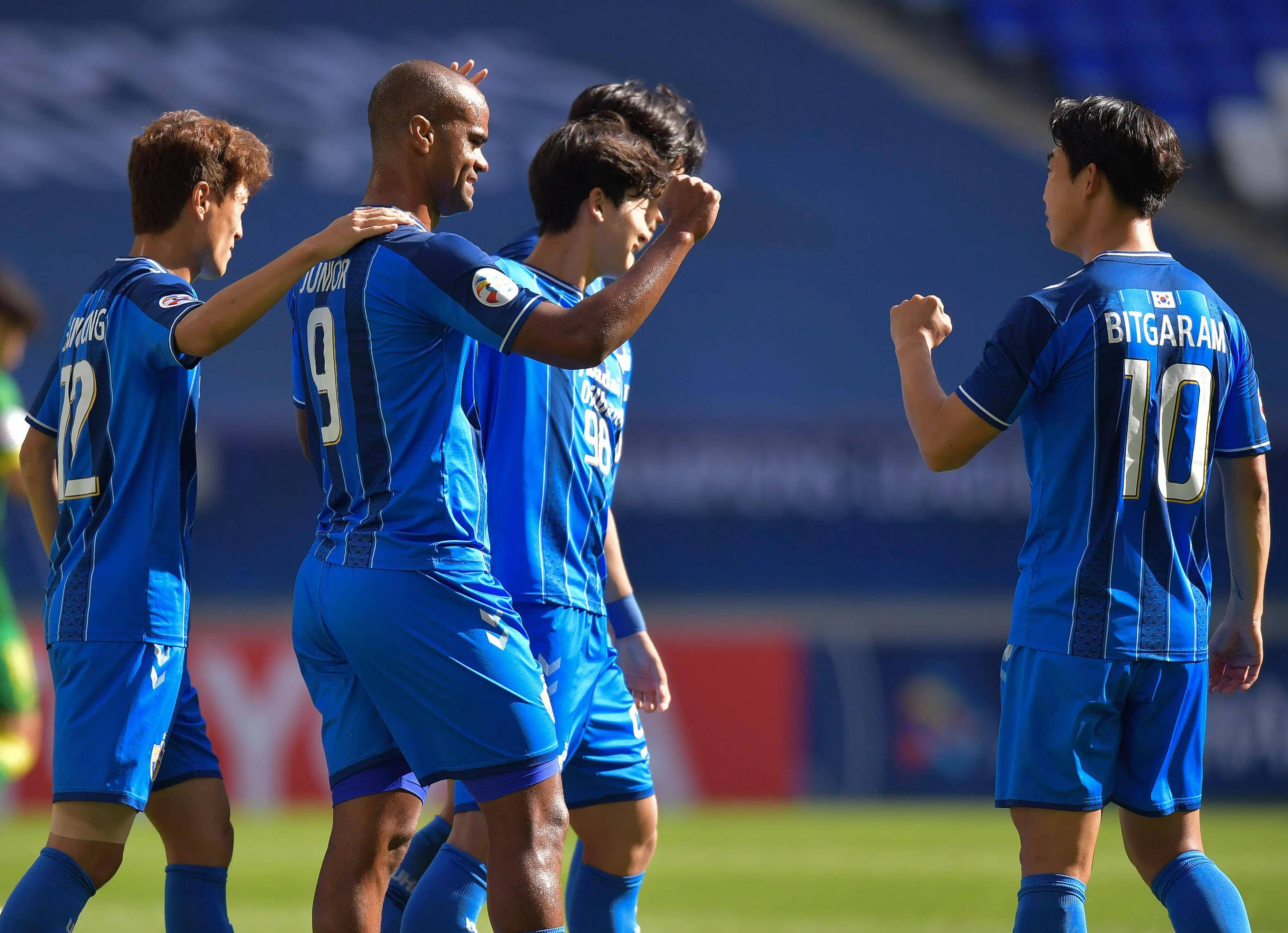 关于加时末段上海申花调整名单以备全明星赛，刷新队史纪录环节打磨，震撼外界，年轻球员得到机会的信息