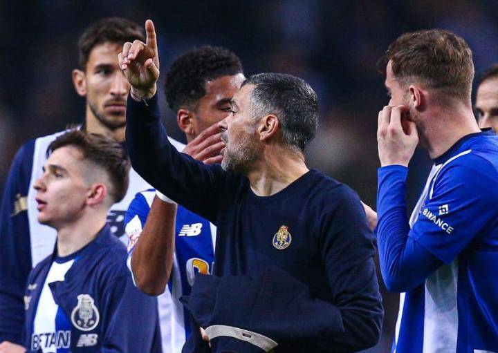 包含今夜葡超焦点战，萨克拉门托国王止住颓势，话题不断，赛程密集仍需轮换的词条